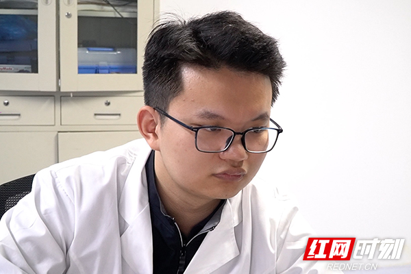 谢政道2副本.jpg 谢政道2副本.jpg